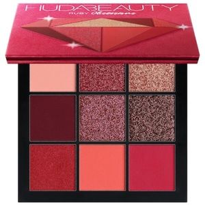 HUDA BEAUTY RUBY OBSESSIONS PALETTE